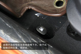 北京现代2014款瑞纳两厢