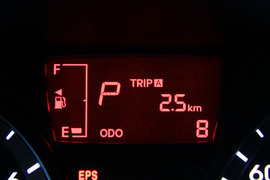 北京现代2014款瑞纳两厢