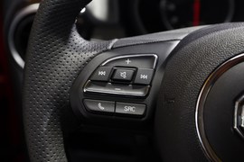 2017款名爵3实拍