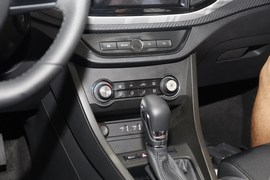 2017款名爵3实拍