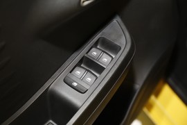 2017款名爵3实拍