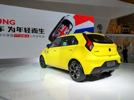2017款名爵3实拍