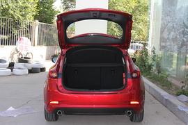 2017款马自达昂克赛拉两厢