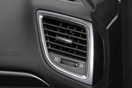 2017款马自达昂克赛拉两厢