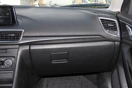 2017款马自达昂克赛拉两厢