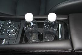 2017款马自达昂克赛拉两厢