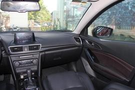 2017款马自达昂克赛拉两厢