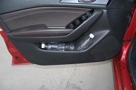 2017款马自达昂克赛拉两厢