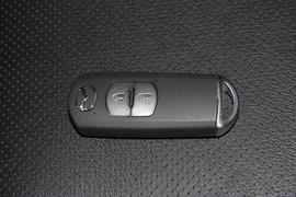 2017款马自达昂克赛拉两厢