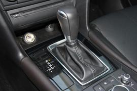 2017款马自达昂克赛拉两厢