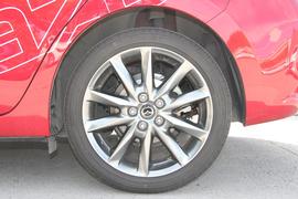 2017款马自达昂克赛拉两厢