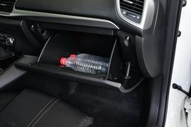 2017款马自达昂克赛拉三厢