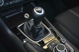 2017款马自达昂克赛拉三厢