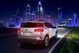 2017款雪铁龙天逸C5