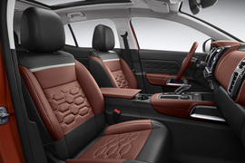 2017款雪铁龙天逸C5