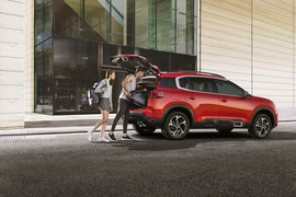 2017款雪铁龙天逸C5