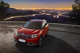 2017款雪铁龙天逸C5