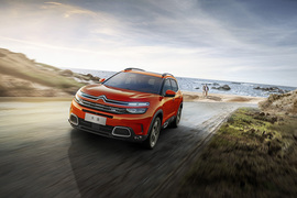 2017款雪铁龙天逸C5