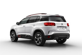 2017款雪铁龙天逸C5