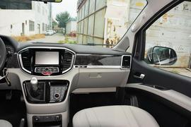 2017款江淮瑞风M4