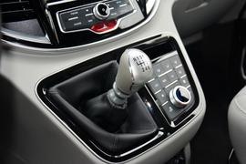 2017款江淮瑞风M4