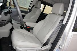 2017款江淮瑞风M4