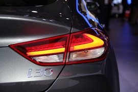 现代i30