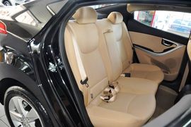2012款现代朗动1.6L