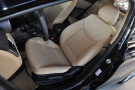 2012款现代朗动1.6L