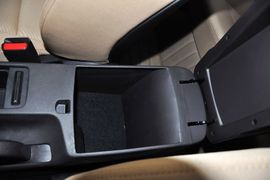 2012款现代朗动1.6L