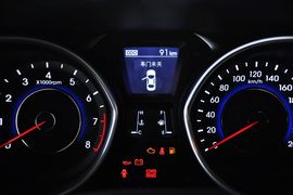 2012款现代朗动1.6L