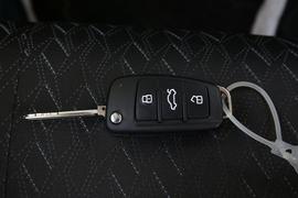 2016款江淮瑞风M4