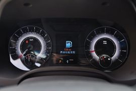 2012款荣威950