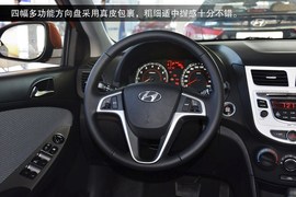 2014款现代瑞纳两厢到店图解