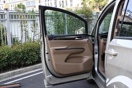 2017款别克GL8