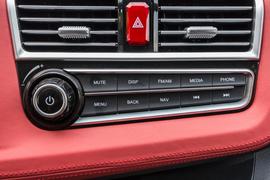 2017款江淮瑞风S2mini