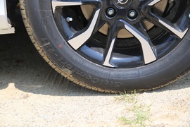 2017款海马福美来F7试驾