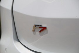 2017款海马福美来F7试驾