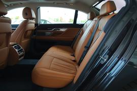 2017款宝马730Li