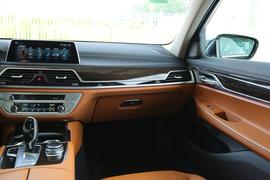 2017款宝马730Li