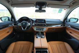 2017款宝马730Li
