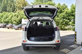 2016款丰田RAV4荣放