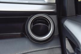 2016款丰田RAV4荣放