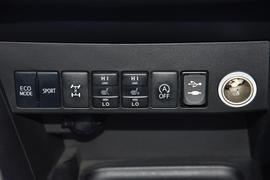 2016款丰田RAV4荣放