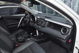 2016款丰田RAV4荣放