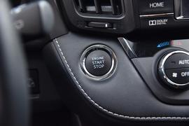 2016款丰田RAV4荣放