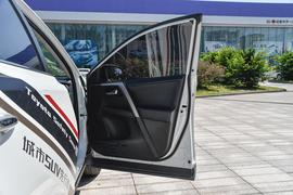 2016款丰田RAV4荣放
