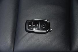 2016款丰田RAV4荣放
