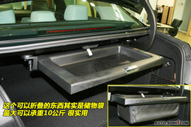 新款奔驰E300到店实拍