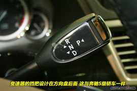 新款奔驰E300到店实拍